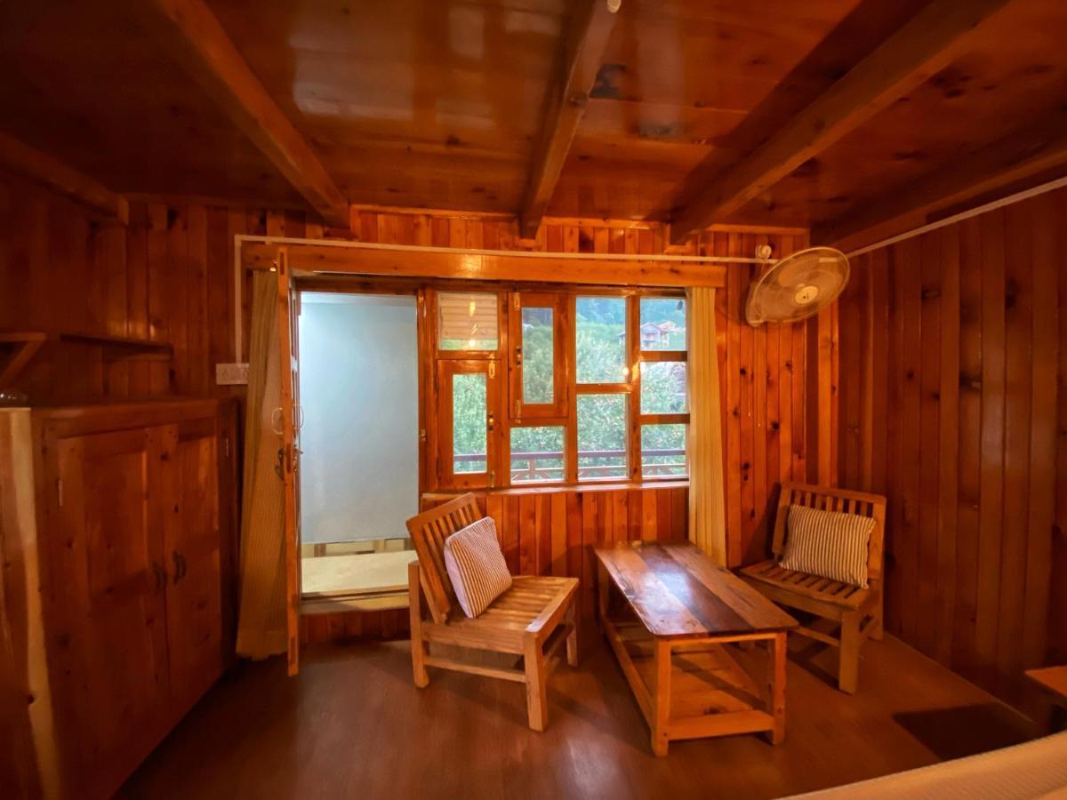 Pine Tower Inn Manali  Bagian luar foto