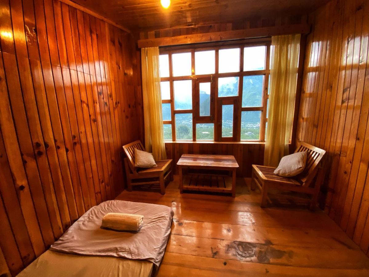 Pine Tower Inn Manali  Bagian luar foto